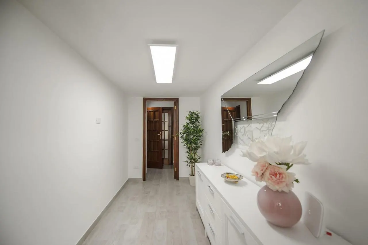 Miranda Apartments Nel Cuore Del Vomero Nápoles