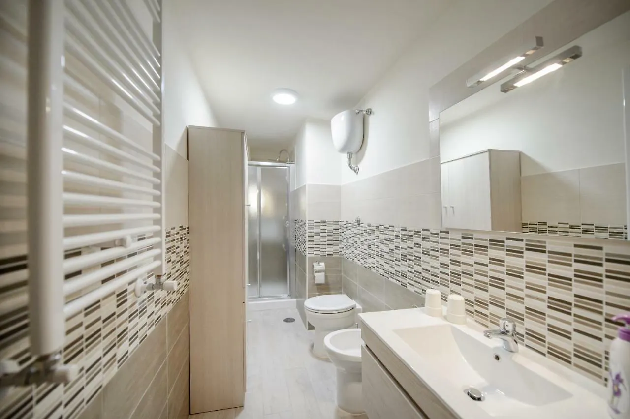 Miranda Apartments Nel Cuore Del Vomero Nápoles Italia